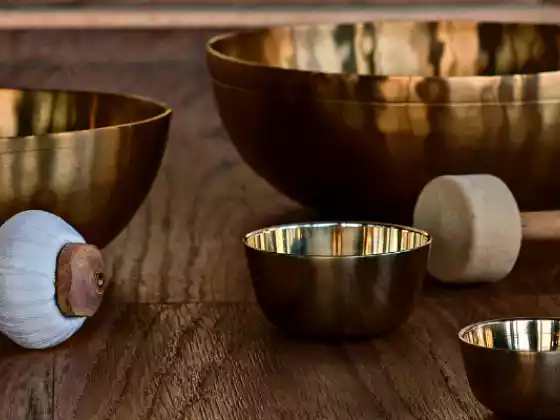 Klangheilung mit Schalen und Gongs