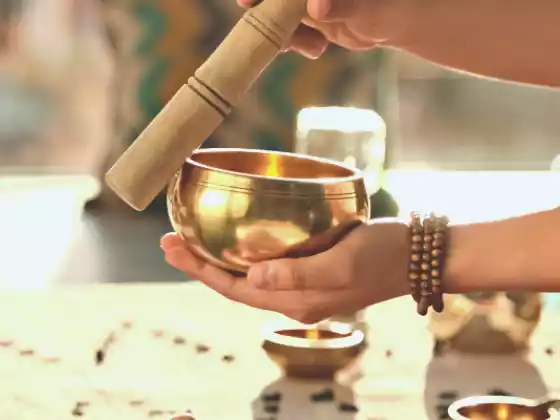 Khí công y học & chữa bệnh bằng âm thanh